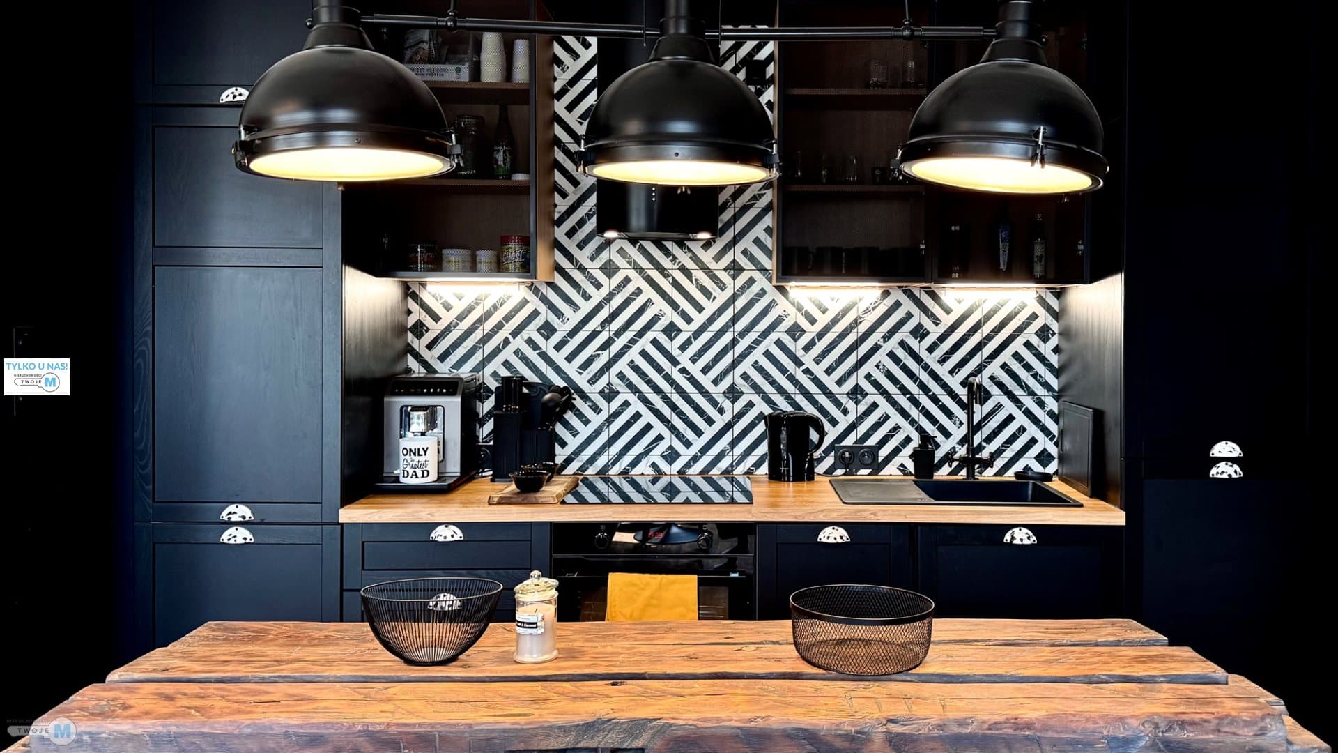 Nowe 3 pokoje, centrum, wykończenie w stylu loft — zdjęcie 1