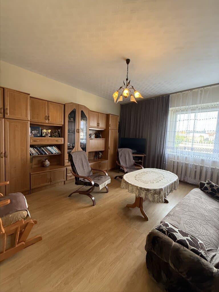 Na sprzedaż przestronne 4 pokoje (90,48 m²) — zdjęcie 1