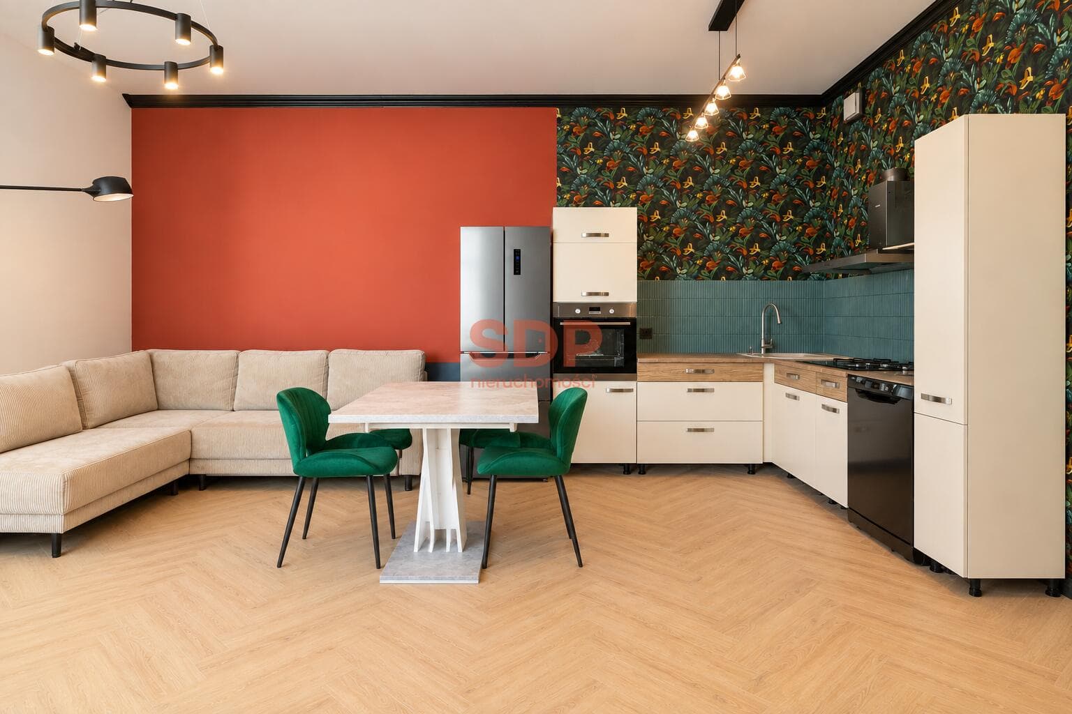 Niesamowity apartament przy piotrkowskiej — zdjęcie 1
