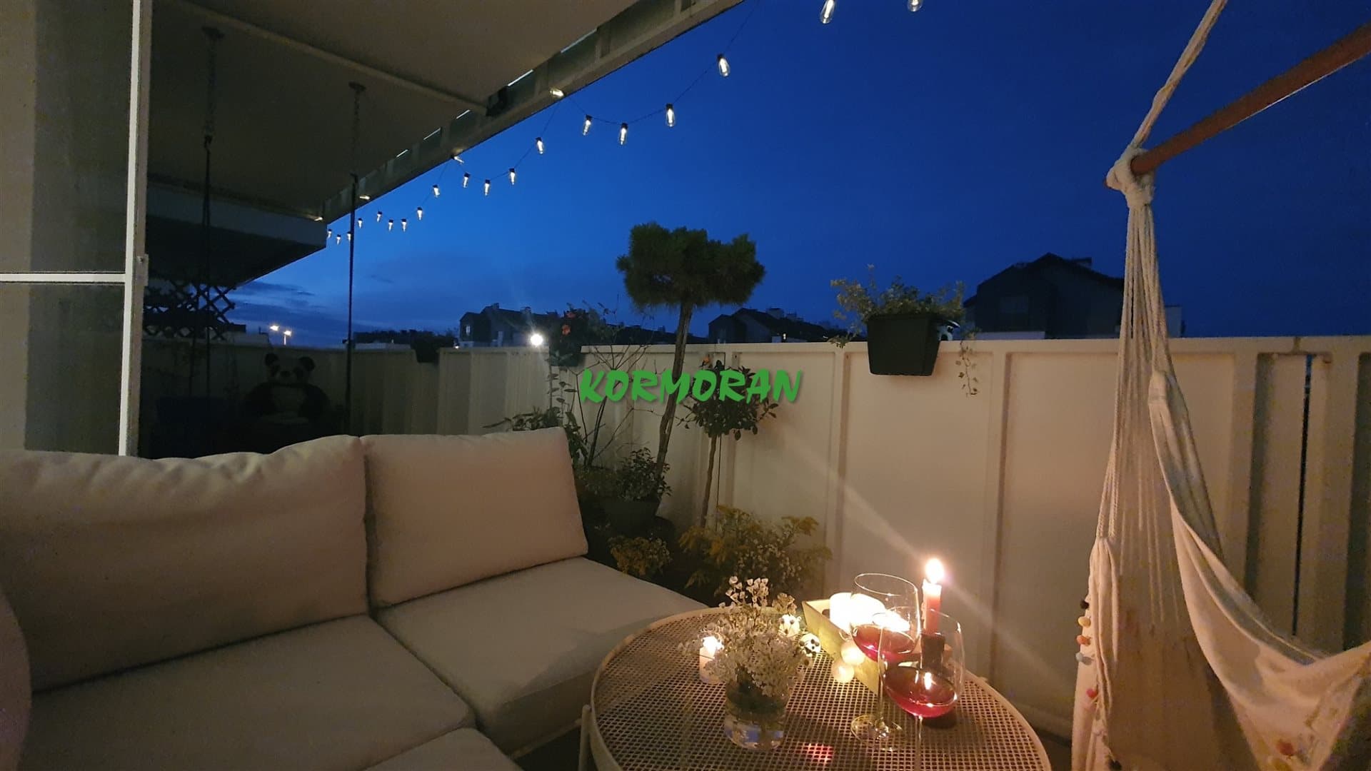 Eleganckie 3 pokojowe mieszkanie w apartamentowcu — zdjęcie 1